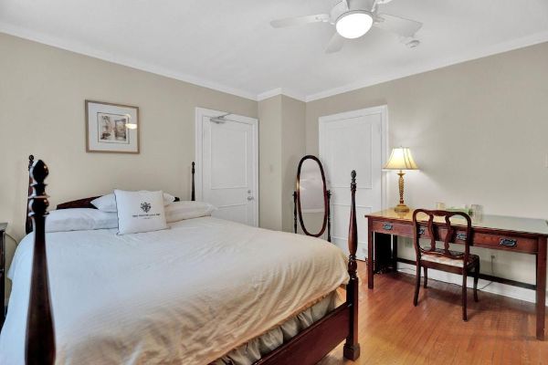 Hochelaga Inn (Kingston)